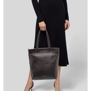 Cuyana black leather  large tote